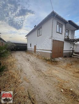 Kelepir Fiyata Eşyalı Müstakil 2 Katlı Ev Ve Arsası