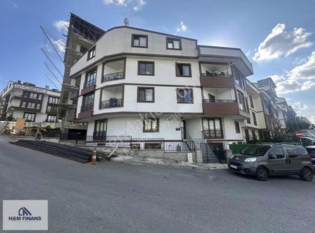 Çekmeköy Merkez Mah. Safranbolu Evleri 4+2 Geniş Satılık Dubleks