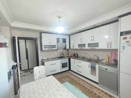 Em-kadan Yenişafakda Merkezi Konumda Satılık Arakat 3+1 Daire