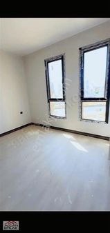 Kayaşehir 25.bölge Satılık 1+1 Eşyalı Geniş Balkon-ayrı Mutfaklı