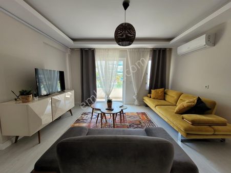 Antalya Konyaaltı Lüks Site İçerisinde D.gazlı Temiz Eşyalı Geniş 2+1 Daire Ebeveyn Banyolu