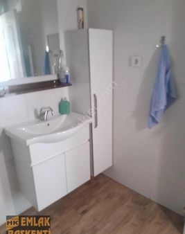 Akbabaya 200 Metre Mesafede 120 M2 Teras Balkonlu Giriş Kat 3+1 Kiralık Daire