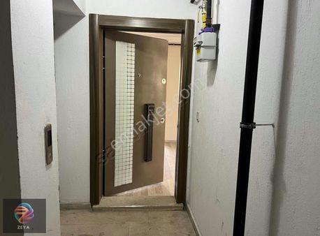 Söke Atatürk Mahallesinde Eşyasız 1+1 Daire