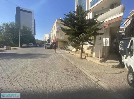 Bayraklı Soğukkuyu Anadolu Cd Paraleli Önü Açık