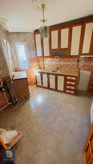 Durmaz Emlak'tan Kuvai Milliye Mahallesi Kiralık Tripleks Bina