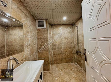 Kutlar'dan Ertuğrulgazi'de Ruhunuza Renk Getirecek*2+1*daireler.