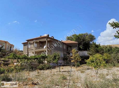 Şehir Merkezi Yakın Yaz Kış Oturulabilir Satılık Müstakil Villa