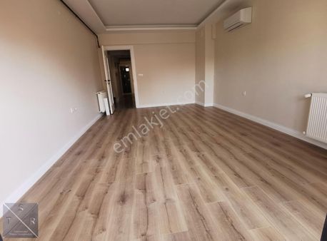 Bahriye Üçok Bulvarı Yakını 4+1 Çift Teraslı Dubleks Daire