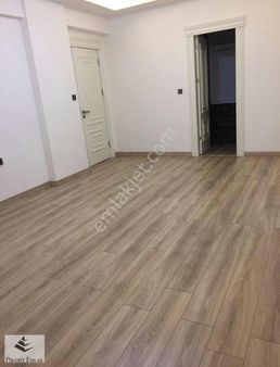 Piramit Gm'den Satılık 3+1 Kombina Caddesinde Ultra Lüks Daire