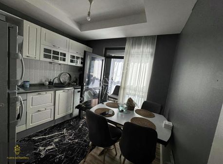 Esentepe Mh Cd Üstü Yeni Bina 110 M2 Geniş 2+1