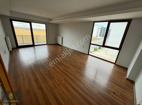 Batıkent Mh Site İçi Ebeveyn Banyolu Özel Garajlı 3+1 Daire