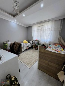 Rüya Gayrimenkul'den Satılık Köşe Başı Arakat Daire