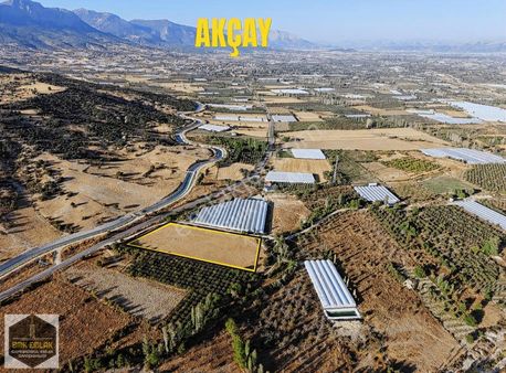 Bmkdan Elmalı Akçayda Muhteşem Lokasyonda Tek Tapu Satılık Tarla