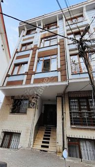 Çağlayanda Yeni Binada Arakat 2+1 85 M2 Bakımlı Satılık Daire