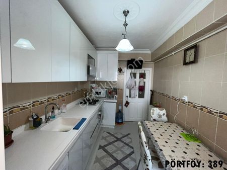 Selçuklu Mahallesinde Ara Katta 3+1 Fırsat Daire !!