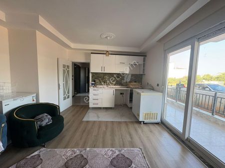 Aydoğmuş Mahallesinde 2+1 Genişletmeye Müsait Y.giriş Daire