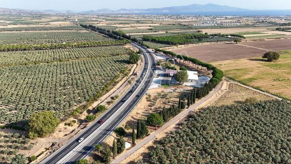 İzmir-çanakkale Yolu Üzerinde Satılık 5430 M2 Arazi
