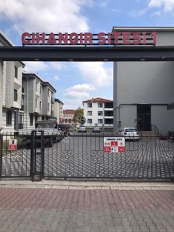 Arifbey Mahellesinde Site İçinde 3+1 Satılık Daire