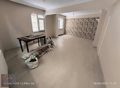 Bağcılar Çınar Mahallesi 2+1 115 M2 Giriş Masrafsız Daire