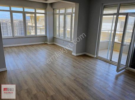 Rigadan Altıntaş Mah Lüx Site İçerisinde 3+1 Dublex Daire