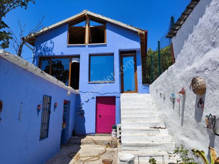 Bayındır Yakapınar Köyü Satılık 1+1 Tam Müstakil Bahçeli Ev