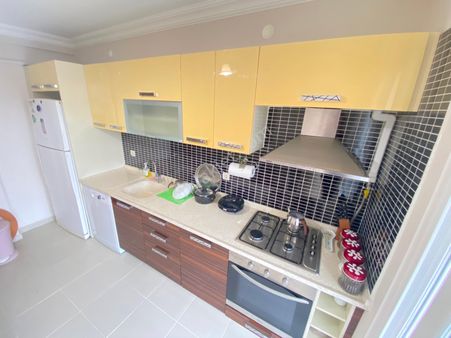 Cadde'den Satılık Doğalgazlı&asansörlü Ön Cephe Köşe Daire