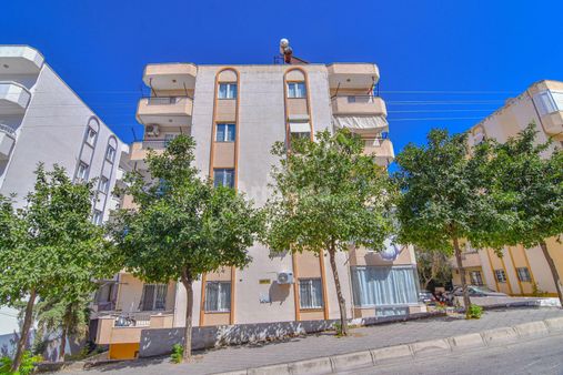 Kuşadası Kadınlar Denizi'nde Satılık 3+1 Daire