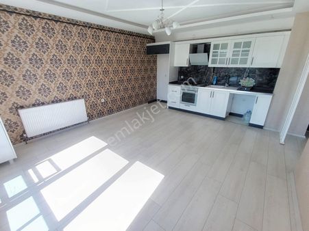 Seyrantepe Çeysa Plaza Yanı 1+1 Yeni Lüks Daire