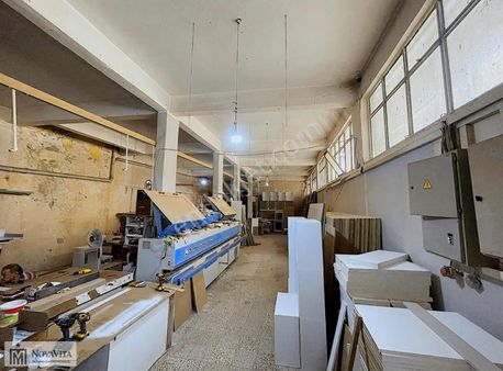 Bornova Tuna Mahallesi 320 M2 Batarlı Kiralık Dükkan