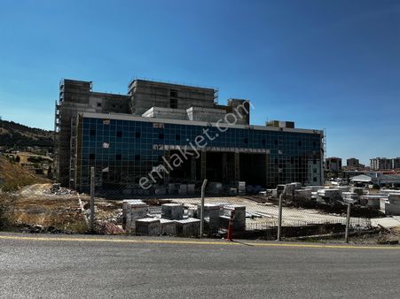 Karapürçek Devlet Hastanesi Yanında 500 Metre