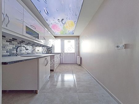 Cadde34 Yapı'dan Sultaniye'de Krediye Uygun Lüks Tasarımlı Satılık Arakat Daire!!!