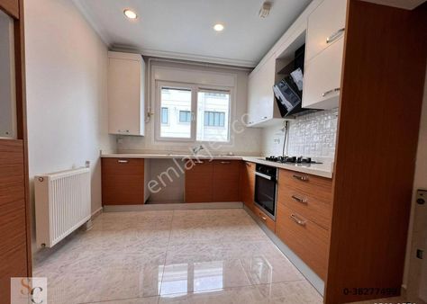 Erenköy'de 24 Saat Güvenlikli Yeni Binada Balkonlu Ebeveynli