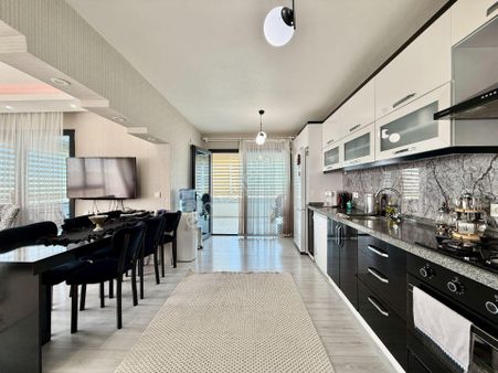 Taşcılar'dan Full Donanımlı Lüx Sitede Y. Isıtmalı 7.kat 4+1 Daire