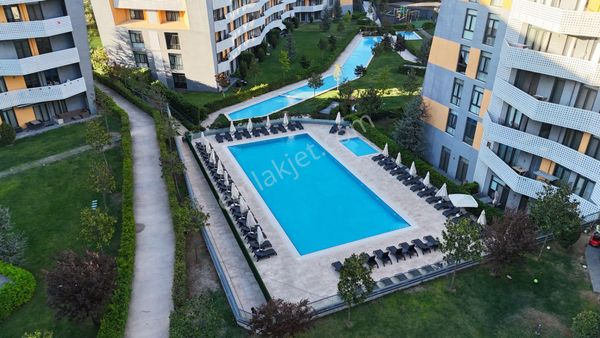 Selçuklu Vadi Sitesi Büyük Tip 2+1 Daire 144m2 Havuz Manzaralı