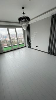 İstanbulun Yükselen Şehri Esenyurtta Site İçerisinde Muhteşem Konumlu Satılık Daire