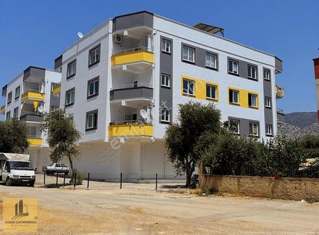 Kozan Gayrimenkulden Eşyalı Kiralık 1+1 Daire