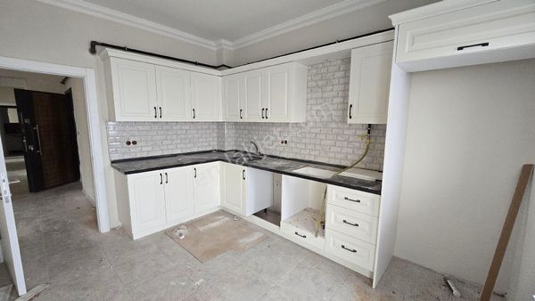 Bahçecikte 9. Kat Eşsiz Deniz Ve Şehir Manzaralı 3+1 Sıfır Daire