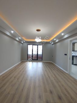 2+1 Lüks Daire Geniş Ferah Hastane Mevkinde