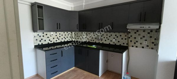 Gemlik Satılık Daire 3+1 Cumhuriyet Mah.de Asansörlü Bakımlı Masrafsız