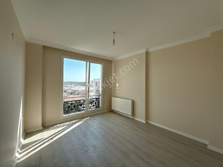 Rota'dan | Anacadde Üzeri | Arakat | 3+1 Daire