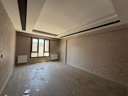 Karaköprü Akbayır Mh. 1.35de