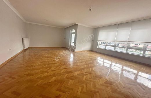 Adnan Yüksel Cd Üzeri Ara Katta Geniş M2 Yapılı Bağımsız 3+1 !