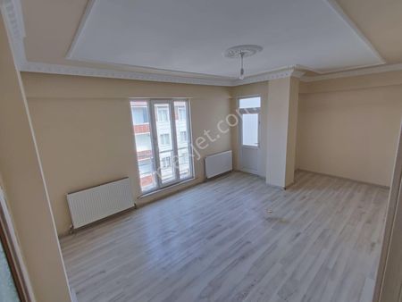 Vatan Mah. Devlet Hastanesi Mevkinde Kiralık 4+1 Dubleks