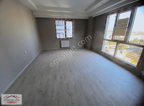 Erarslandan Sıfır 3+1 Otopark Kat7 G.cephe Site İçi Ön Cepheboş