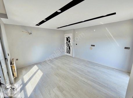 Hilal Gayrimenkul'den Meydan Tramway Dibi Sıfır Geniş **2+1**