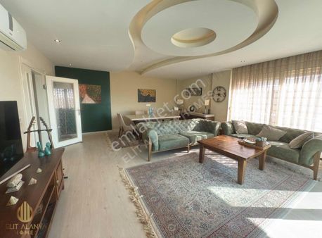 Alanya Kale Manzaralı Full Aktiviteli Sitede Satılık 4+1 Dublex