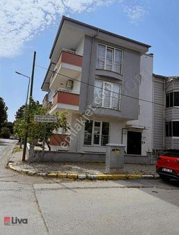 Liva'dan Bahçelievler Burhan Erdayı O.o Karşısı Kiralık 3+1