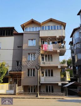 Burdur Merkez Bahçelievler Mah. 5 Adet 3+1 Komple Satılık Bina