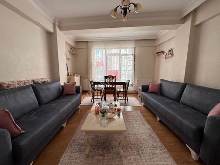 Bağcılar Yenigün Mahallesi'nde 3+1 Satılık Daire