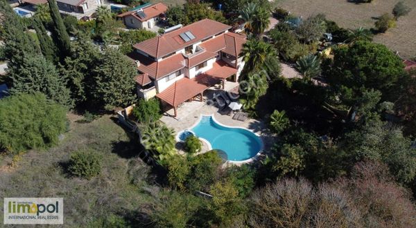 Limopol'den Kayaköy De Satılık Lüks Villa